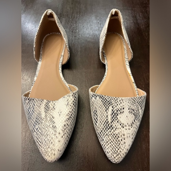 Old Navy Shoes - Old Navy Snakeskin-Print D'Orsay Flats